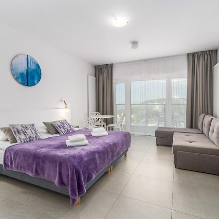 Aquamarina Prima 100 By Renters Appartamento Miedzyzdroje Esterno foto